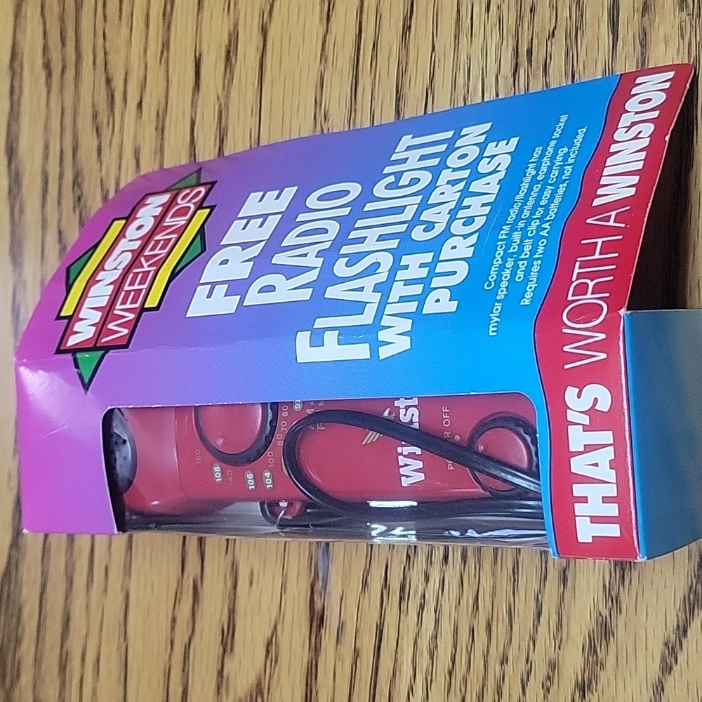 Winston Radio Flashlight - Picture 3 of 3